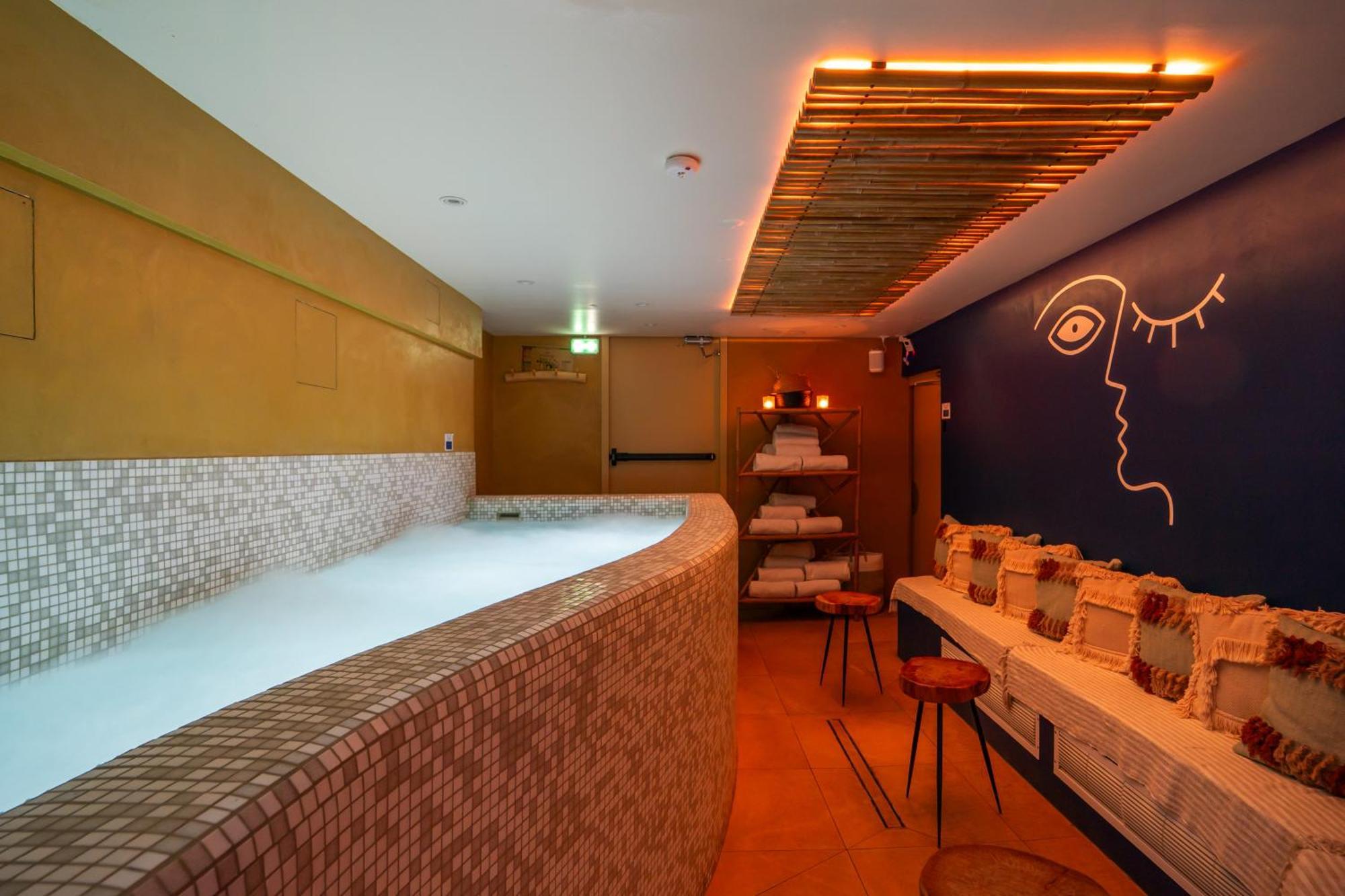 La Finca Hôtel&Spa Paris Ngoại thất bức ảnh